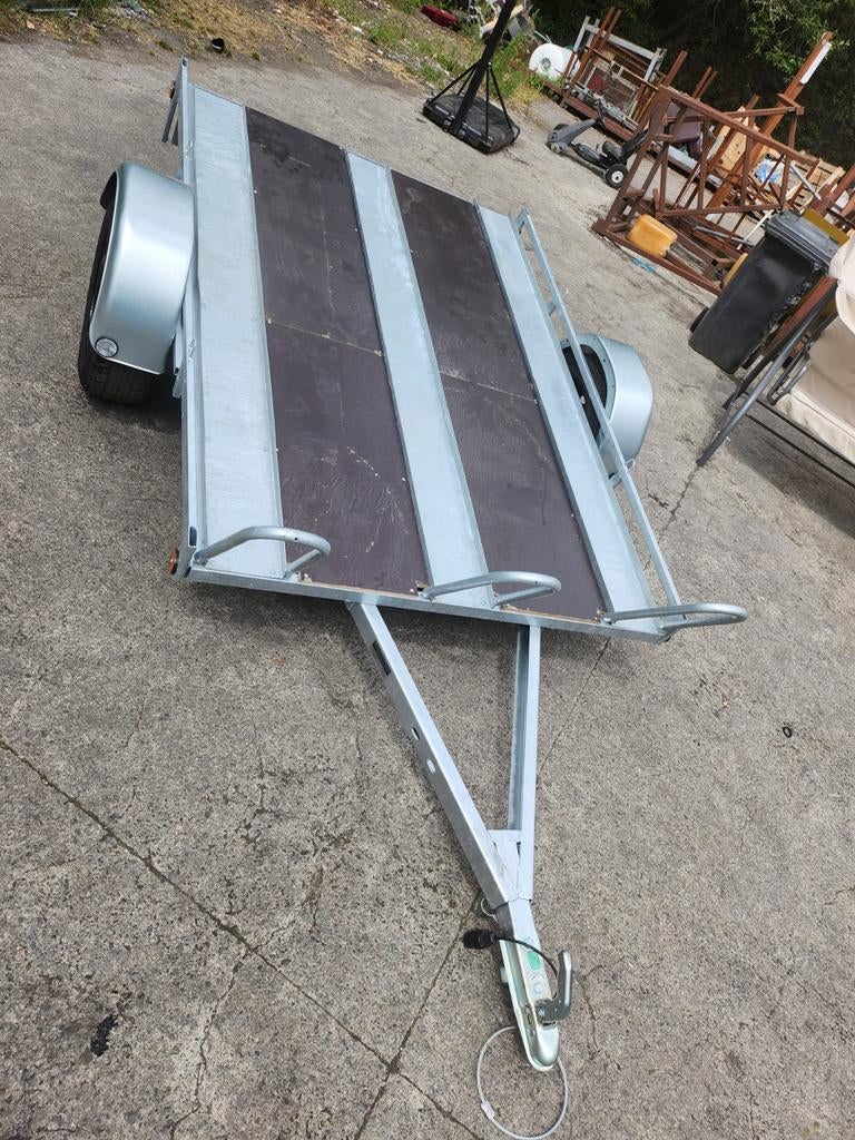 Remorque 3 motos simple essieu, Enlèvement