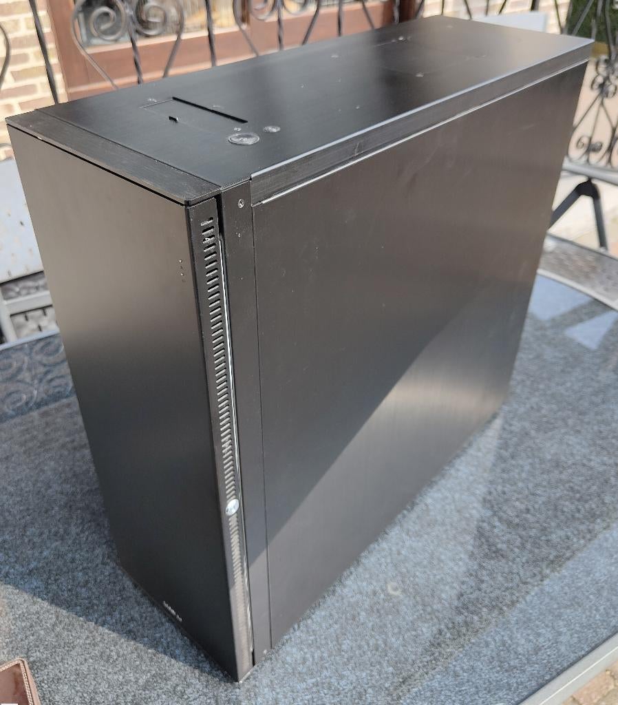 Fast PC/Super Server : double processeur Xeon, Informatique & Logiciels, 64 GB ou plus, Intel Xeon, Comme neuf, HDD