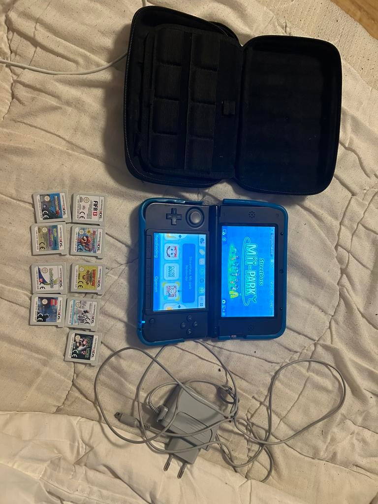 Nintendo 3ds xl bundel, Blauw, 3DS XL, Ophalen of Verzenden, Zo goed als nieuw