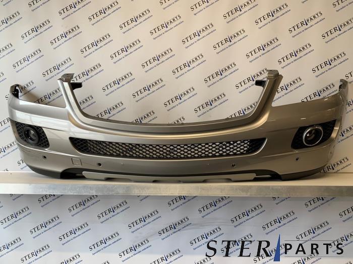 Pare-chocs avant d'un Mercedes ML-Klasse (723), Autos : Pièces & Accessoires, 3 mois de garantie, Utilisé, -, -