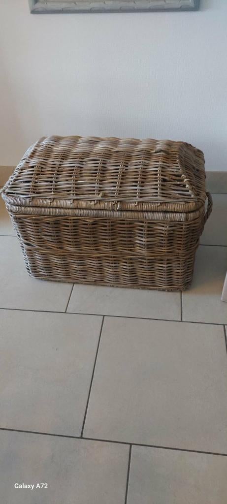 rieten opbergmand, Huis en Inrichting, Ophalen, Zo goed als nieuw