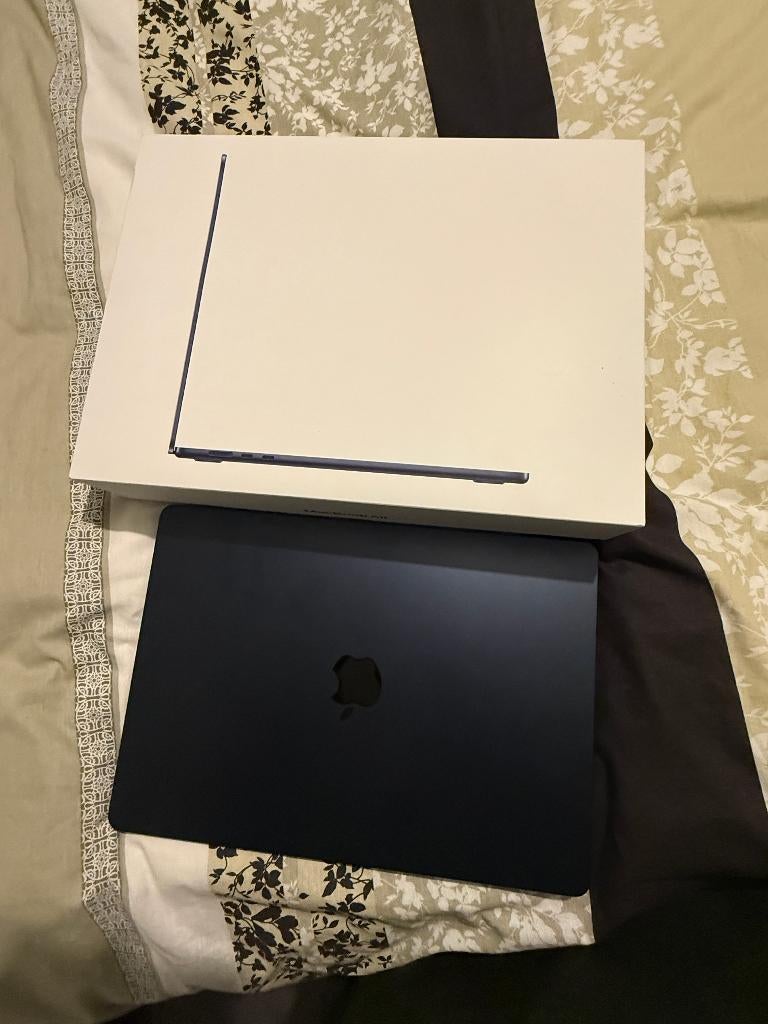 Macbook air 15 inch M4 32 GB RAM 2 TB factuurgarantie, Computers en Software, Ophalen, 1 TB of meer, Zo goed als nieuw, MacBook Air