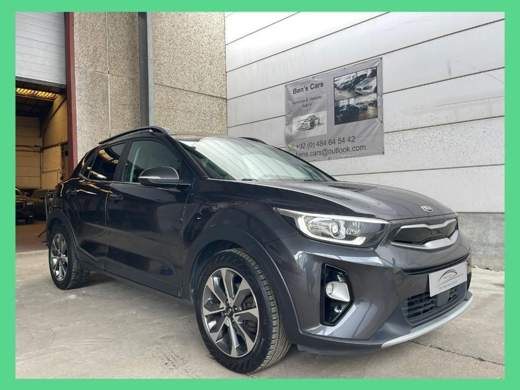 Kia Stonic 1.4i Fusion ISG * Leder/GPS/Camera *, Auto's, 4 cilinders, Leder, 5 deurs, 1368 cc