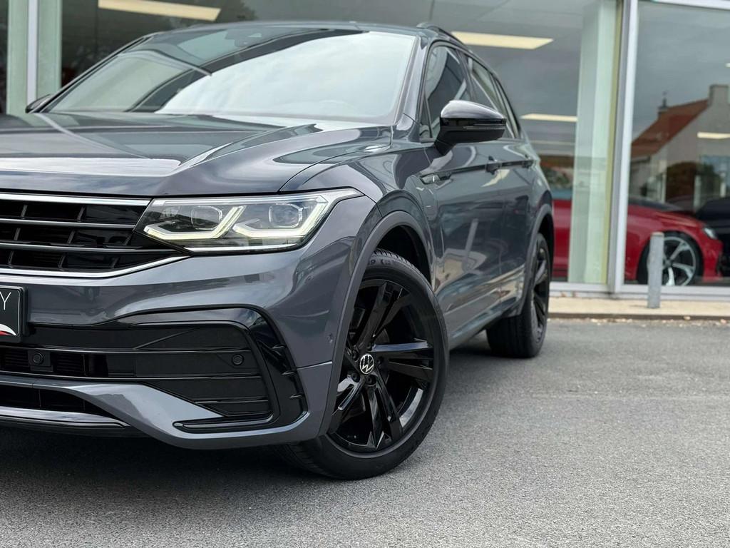 Volkswagen Tiguan 2.0 TSI 4Motion R-Line / CARPLAY / CAM / Z, Autos, Argent ou Gris, Achat, Euro 6, Entreprise