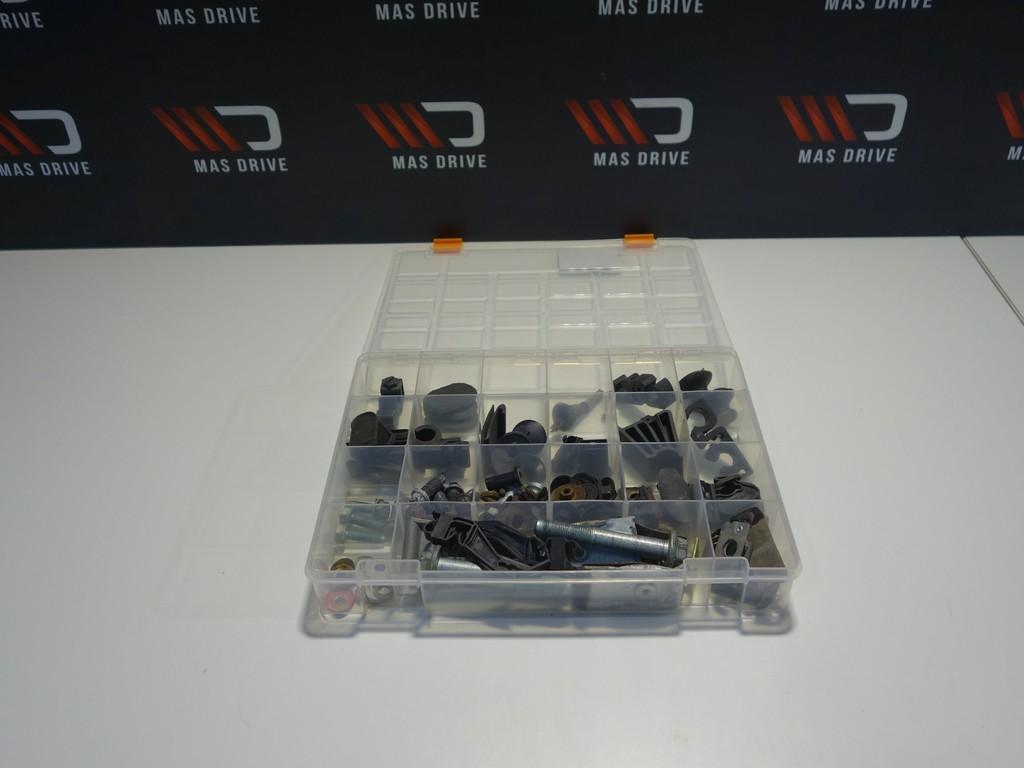 Porsche Boxster 986 + 996 clipsen bouten, schroeven,..., Utilisé