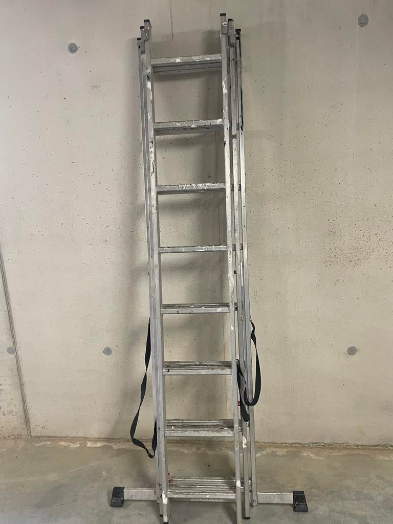 Drie Driedelige ladder, Ophalen, Ladder