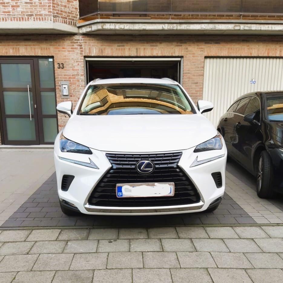 Lexus NX 300h 2.5i Hybride - 34.950km - Adapt.Cruise - 2019, Auto's, 4 cilinders, 2245 kg, Wit, Leder