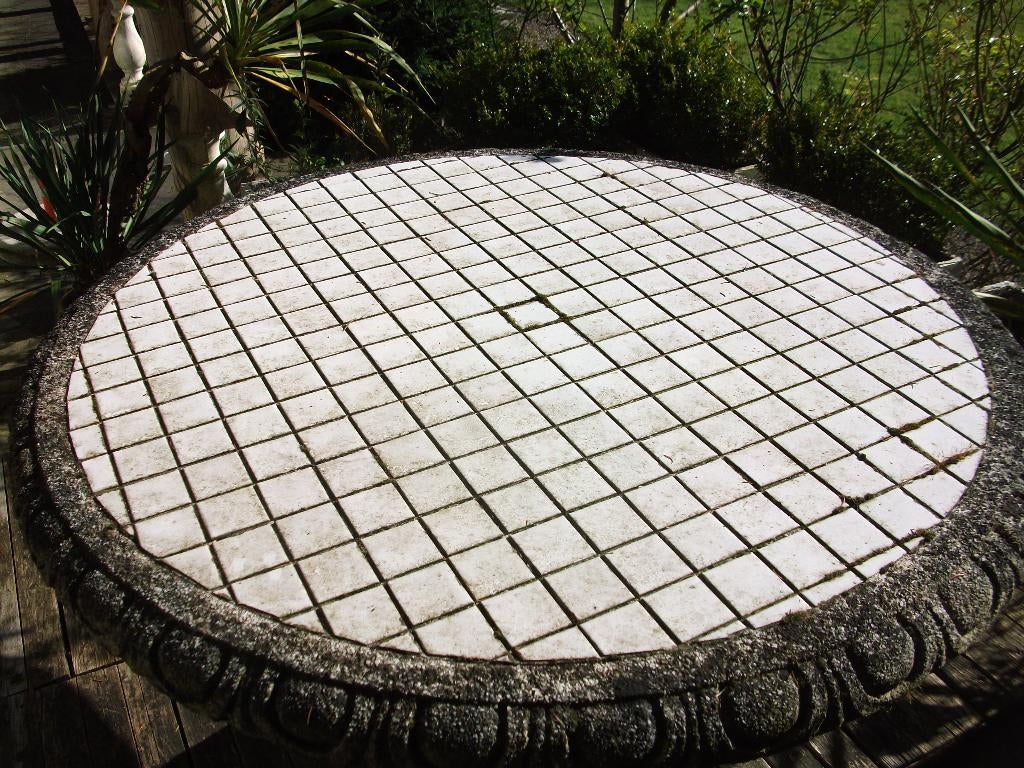 Table pour l'extérieur ancienne, Enlèvement, Utilisé, Rond