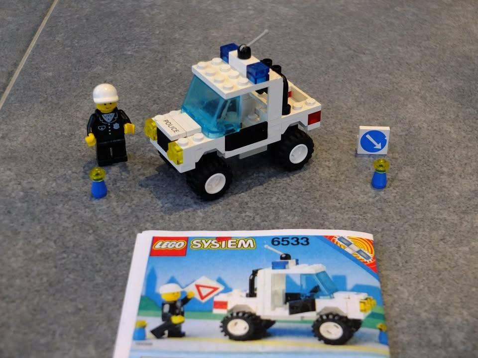 Lego System 6533 - Voiture de police (Police 4 x 4), 1992, Enlèvement ou Envoi, Accessoires inclus, Lego, Ensemble complet