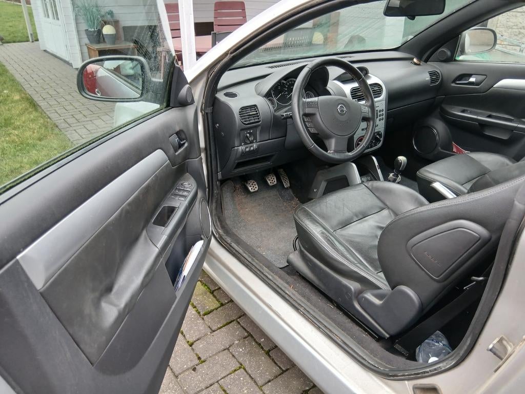Opel tigra 1800cc.  Bj 2006.  82000km, Auto's, Opel, Leder, Particulier, Zetelverwarming, Te koop
