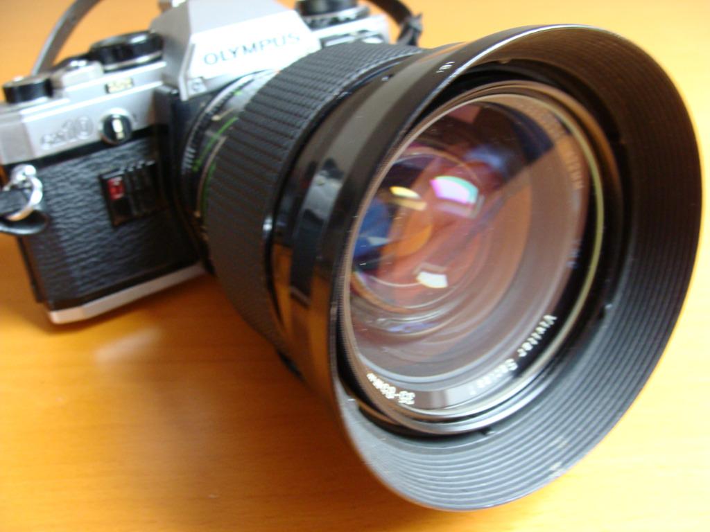 Vivitar Series 1 35-85mm f/1:2.8 (montage bajonet), Ophalen of Verzenden, Zo goed als nieuw, Telelens, Zoom