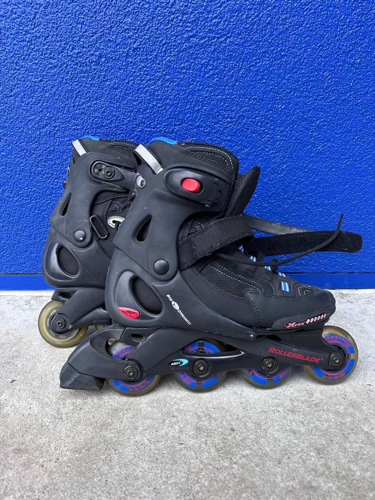 Skeelers merk rollerblade, Zo goed als nieuw, Inline skates 4 wielen, Ophalen, Overige merken