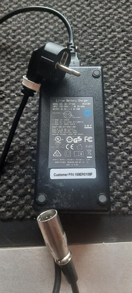 Acculader 36V / 42V 2A Elektrische Fiets 3-pins XLR Elops, Ophalen