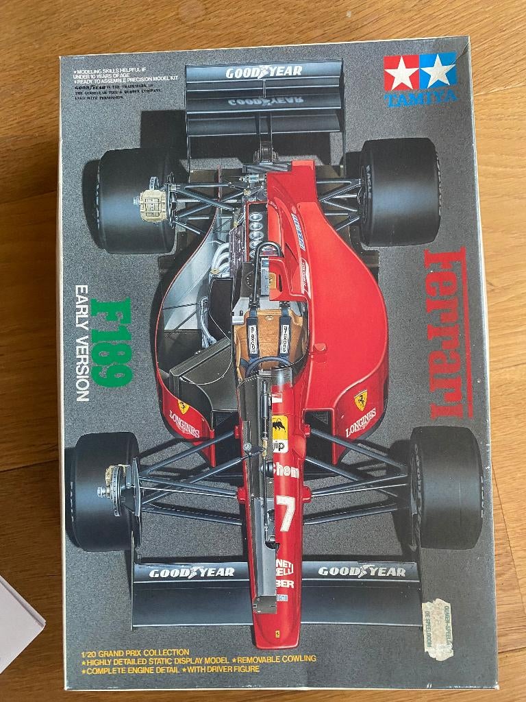 Tamiya FERRARI 189 F1 Schaal 1:20, Hobby en Vrije tijd, Modelbouw | Auto's en Voertuigen, Nieuw, Auto, Groter dan 1:32, Tamiya