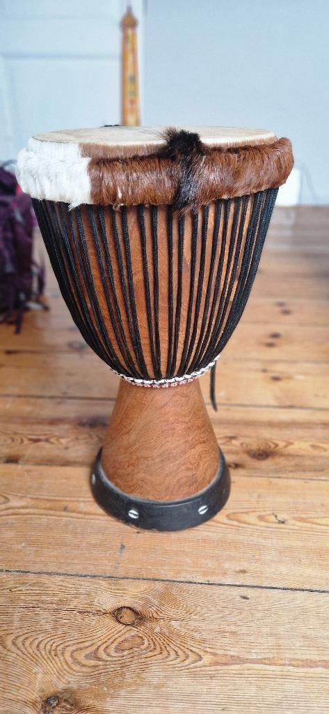 traditionele Djembe - handgemaakt eiland Gorée, Senegal, Ophalen, Zo goed als nieuw, Trommel