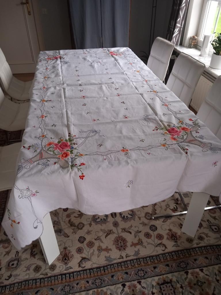 Nappe élégante avec 12 serviettes, Maison & Meubles, Enlèvement ou Envoi, Comme neuf