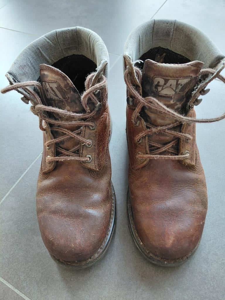 CATERPILLAR schoenen 42, Enlèvement