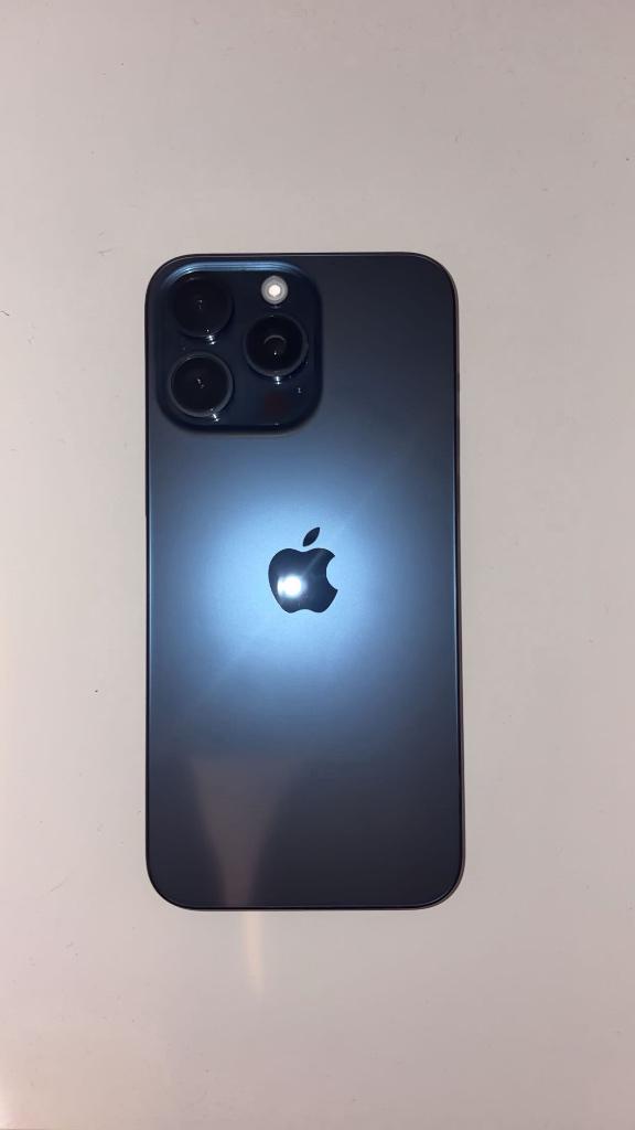 IPHONE 15 PRO MAX 1TO 90%, Telecommunicatie, Mobiele telefoons | Apple iPhone, Blauw, IPhone 15 Pro Max, 1 TB, Ophalen of Verzenden