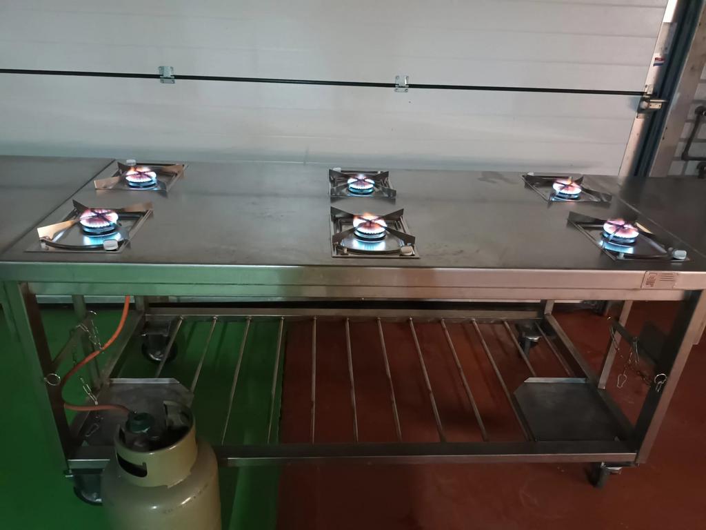 6 pits horeca rvs gasfornuis voor buiten keuken propan gas, Ophalen, Gas