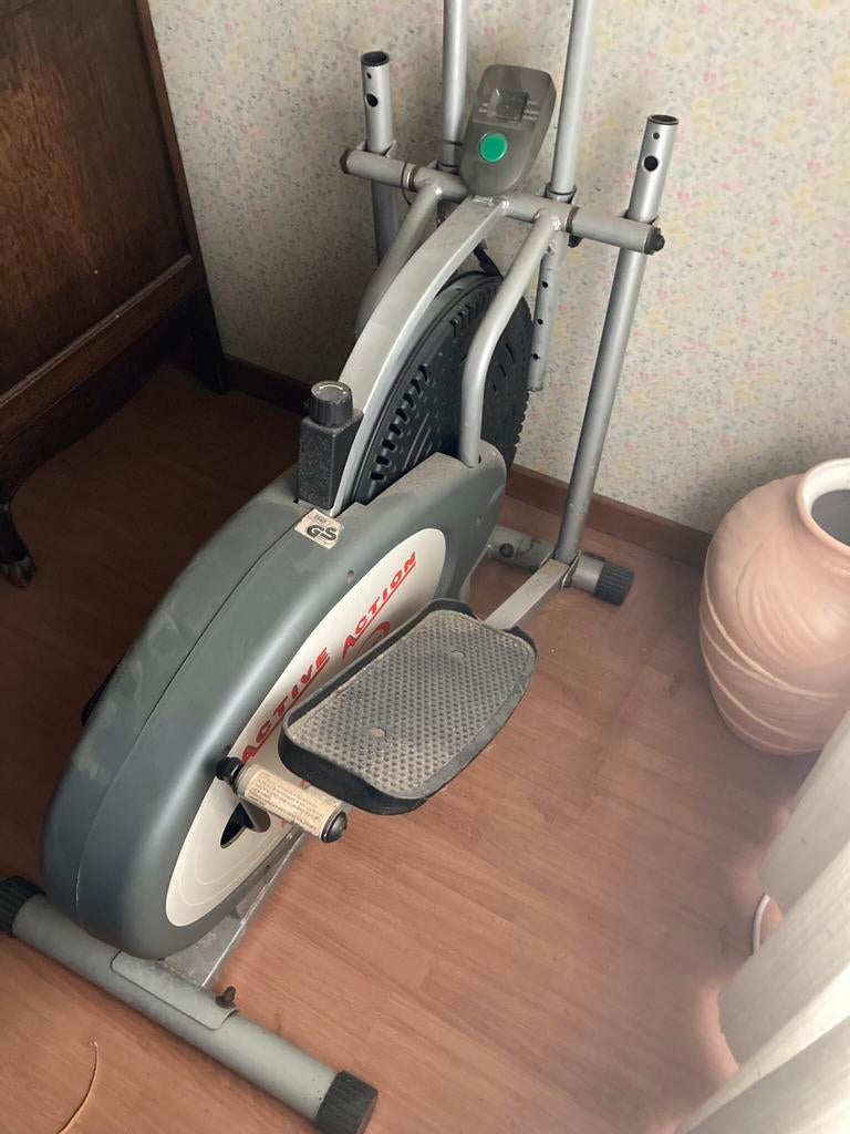 Vélo d'appartement, Sports & Fitness, Enlèvement, Utilisé, Autres types