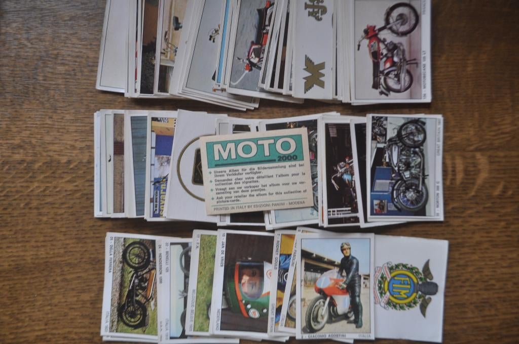 PANINI 125 VERSCHILLENDE STICKERS MOTO 2000, Envoi, Comme neuf, Plusieurs autocollants