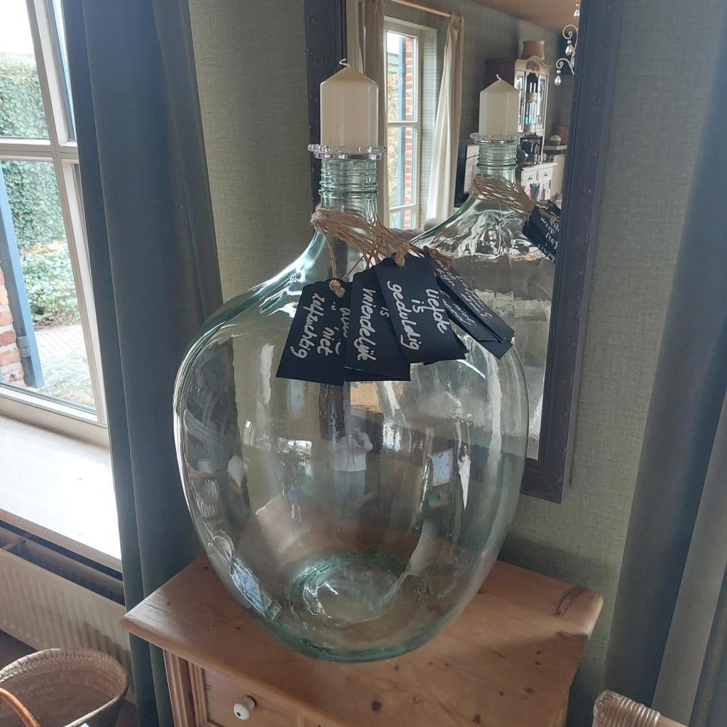 XL Dame Jeanne, Ophalen