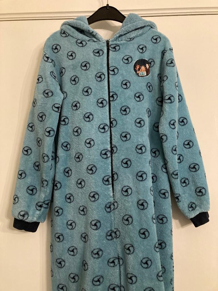 Onesie Nachtwacht - Studio 100 - maat 134/140, Studio 100, Enlèvement ou Envoi, Vêtements de nuit ou Sous-vêtements, Utilisé