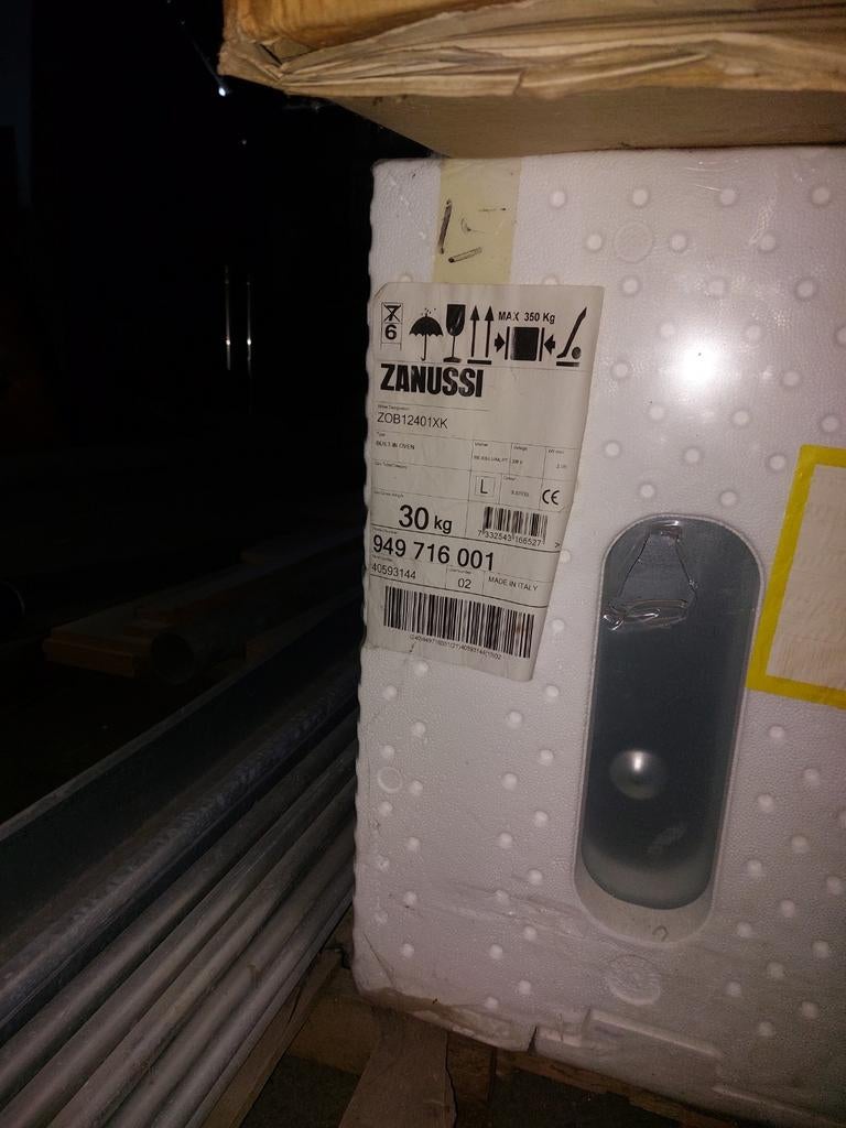 Réfrigérateur zanussi neuf, Electroménager, Enlèvement, Neuf, Sans bac à congélation