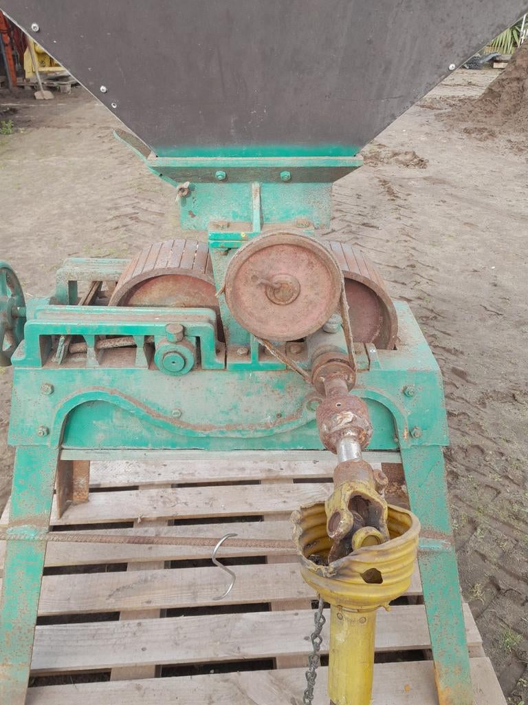 Graanmolen / pletmolen, Ophalen