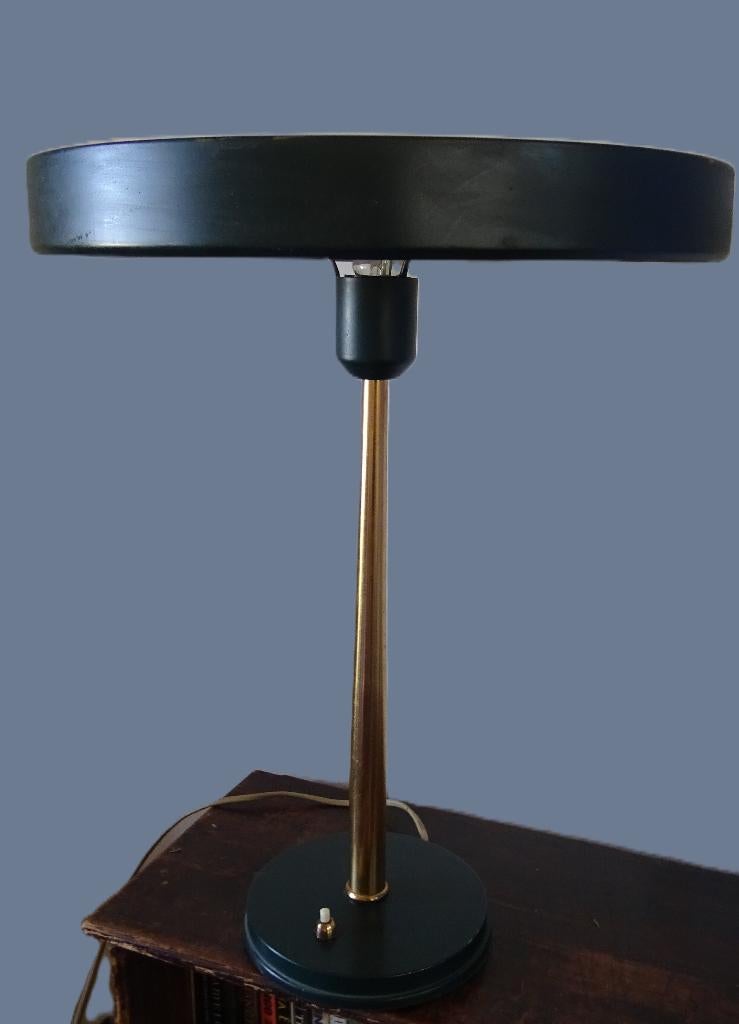 Louis Kalff bureaulamp, Ophalen