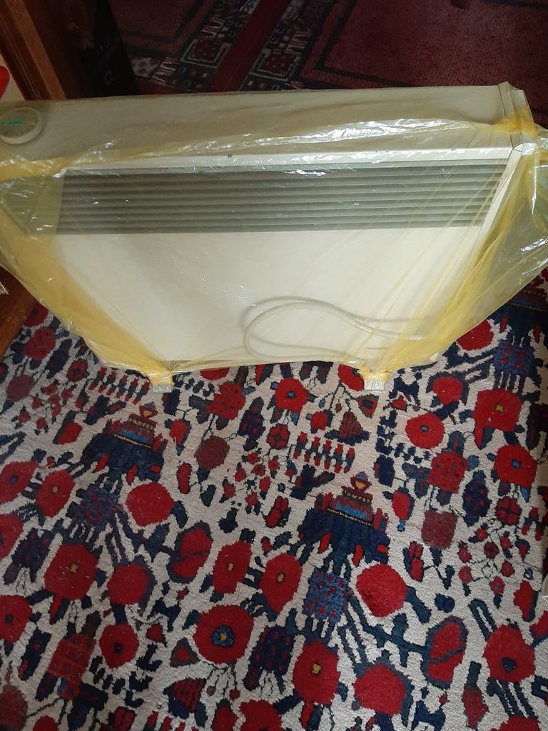 Radiateur sur pieds 1000/2000 watts avec thermostat, Enlèvement, Radiateur