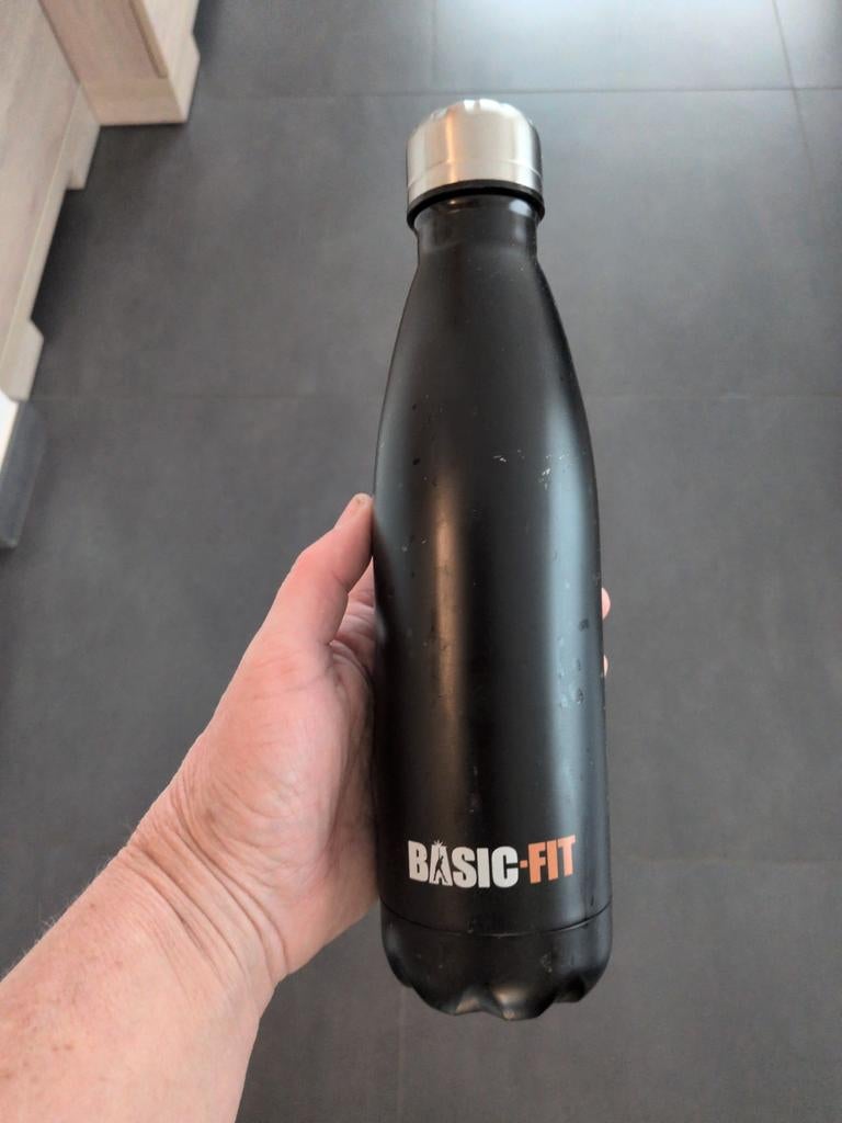 Drinkbeker basic fit, Ophalen