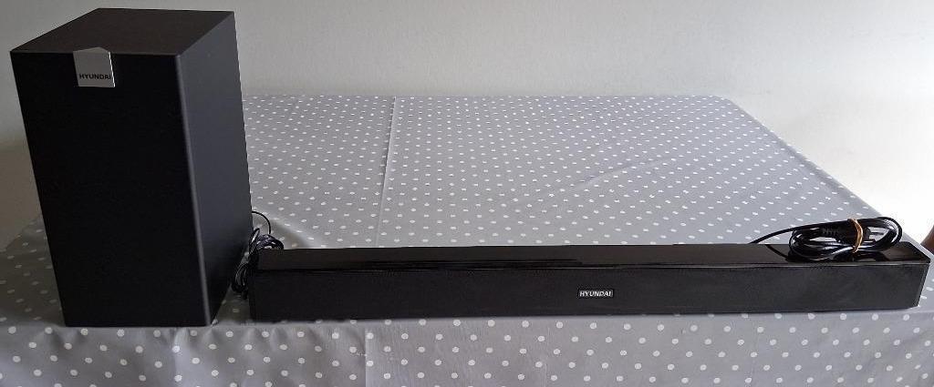 SOUNDBAR HYUNDAI + SUBWOOFER + AFSTANDSBEDIENING., Audio, Tv en Foto, Luidsprekerboxen, Overige merken, Subwoofer, Ophalen of Verzenden