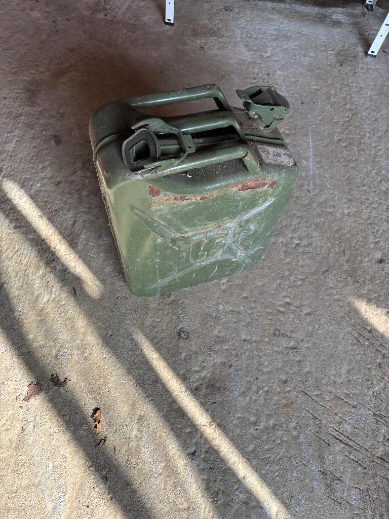 Jerrycan, Collections, Objets militaires | Général, Enlèvement