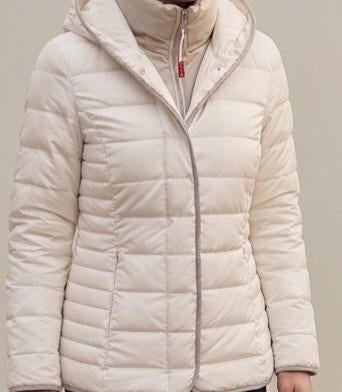 Mooie lichte jas van s.Oliver
Maat 38, Kleding | Dames, Maat 38/40 (M), Wit, S. Oliver, Ophalen of Verzenden