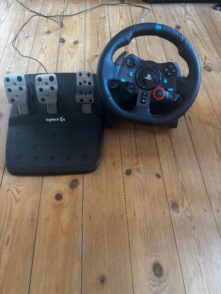 Volant gaming Logitech G29 + Pédales – PS4/PS5/PC, Volant de course, Enlèvement ou Envoi, Retour de force, Comme neuf