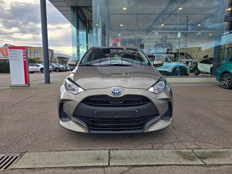 Toyota Yaris Dynamic, Automaat, 1498 cc, Euro 6, Overige kleuren