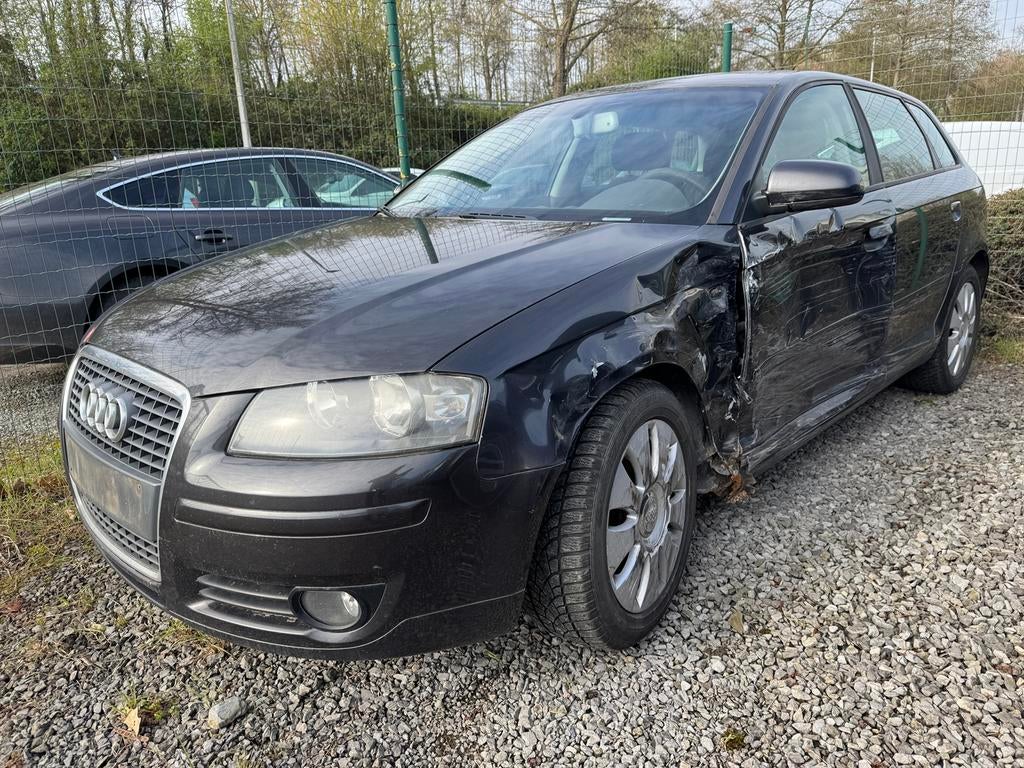 Audi A3 5p 1.9 tdi accidentée, chassis ok, moteur boite ok, Achat, Entreprise, Boîte manuelle, Noir
