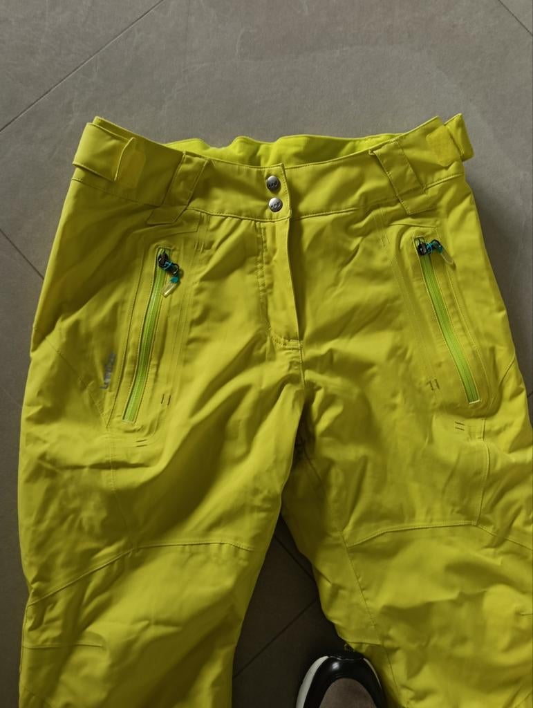 Vêtements de ski. Taille M, Vêtements | Femmes, Enlèvement