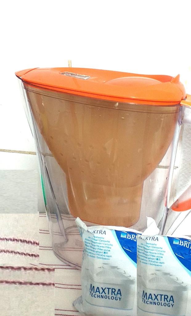 Carafe filtrantes BRITA + 2 Cartouche BRITA neuf, Electroménager, Envoi