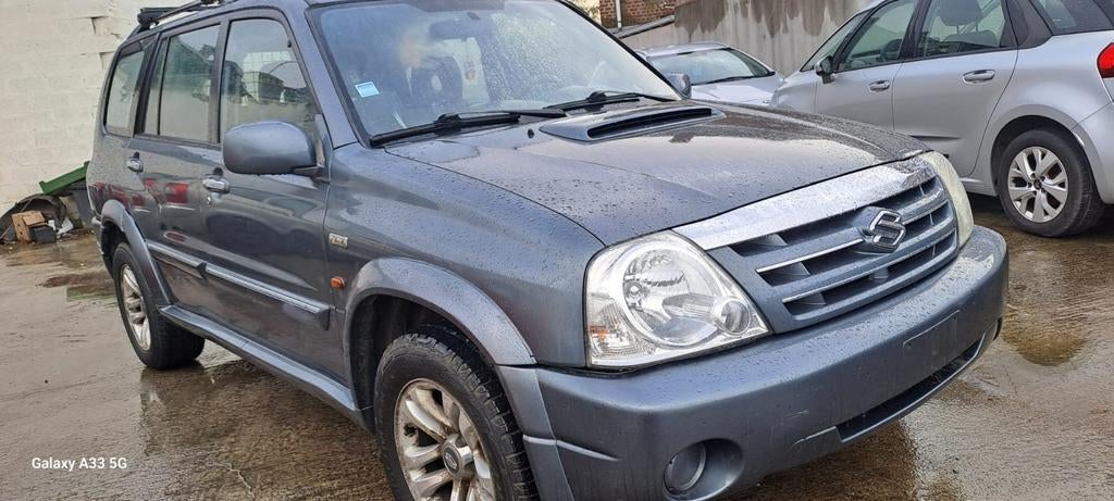 Suzuki grand vitara 2L 4x4.2004.5porte roul très bien, Auto's, Monovolume, Grand Vitara, Bedrijf, Zilver of Grijs