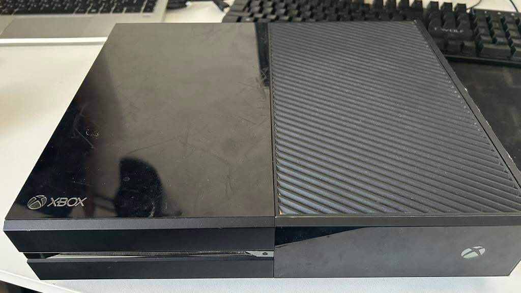 Xbox one 500gb + controller, Games en Spelcomputers, Ophalen of Verzenden, Zo goed als nieuw, Xbox One