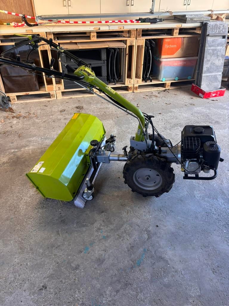 Tuinfrees B&S 7,5pk, inclusief borstel, Ophalen, Benzine, Zo goed als nieuw, Briggs & stratton