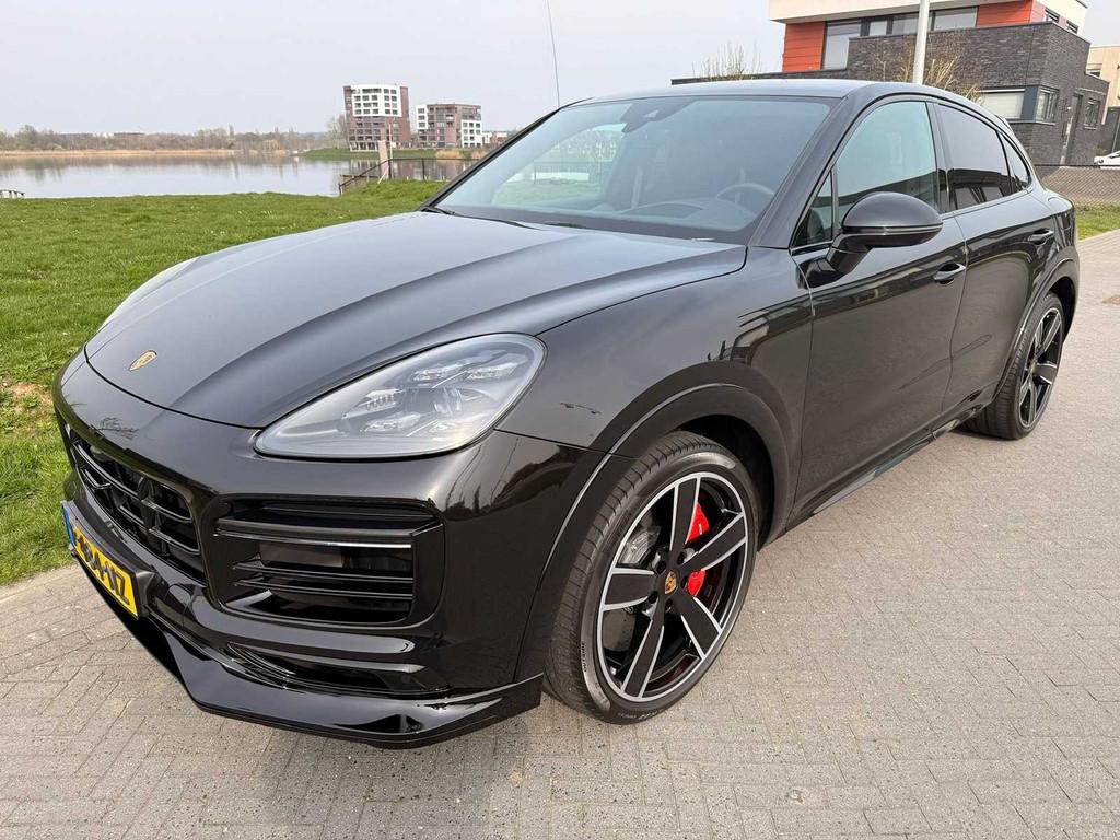 Porsche Cayenne 4.0 Turbo S E-Hybrid Coupé - 2022 - Persone, Auto's, Porsche, Cayenne, Gebruikt, Euro 6, Bedrijf