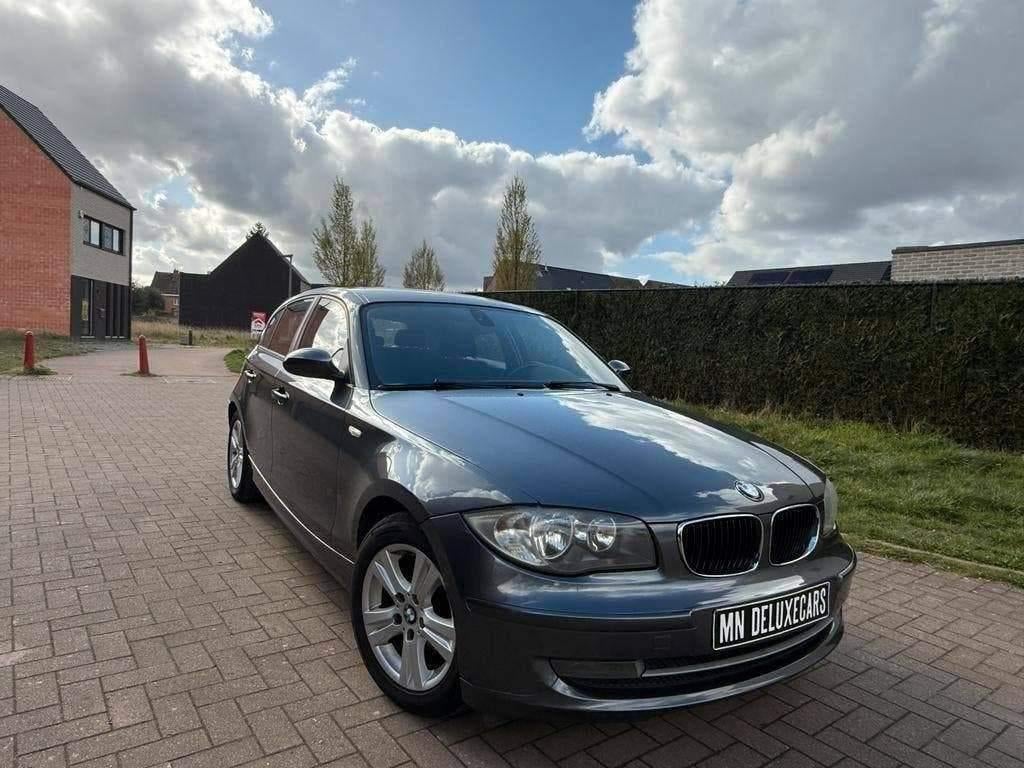 BMW 1 Reeks – 2006 – Benzine – Goede staat, Auto's, BMW, 1 Reeks, Bedrijf, Euro 4, Centrale vergrendeling