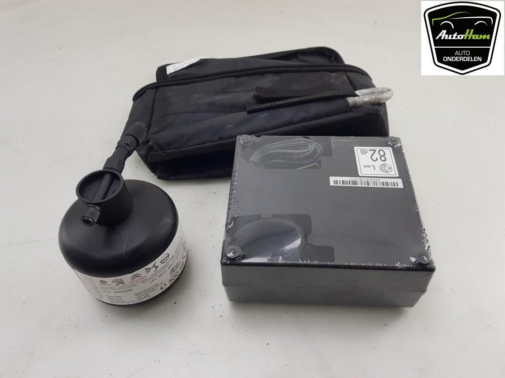 DIVERS Banden reparatieset Fiat Doblo Cargo (01-2022/-), Utilisé, Fiat
