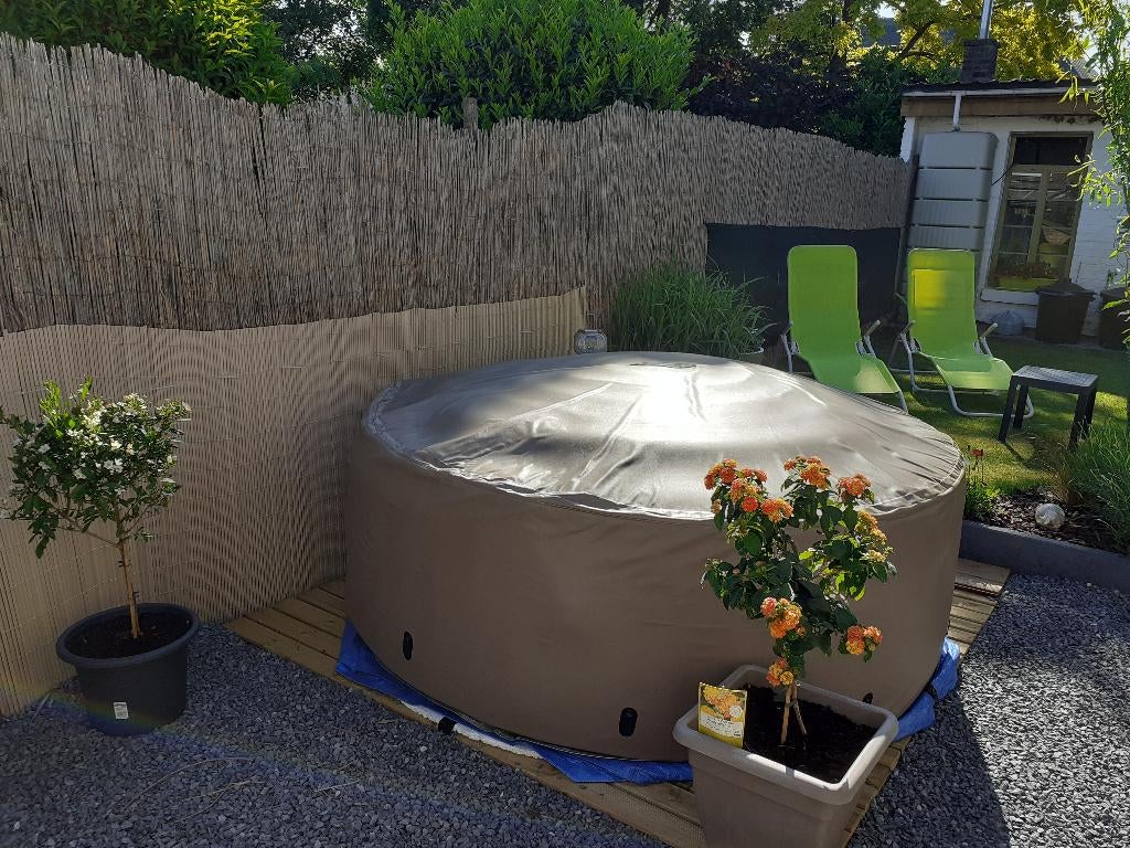 Jacuzzi - Spa gonflable Intex Bulles 4 places, Jardin & Terrasse, Enlèvement, Utilisé, Filtre, Gonflable