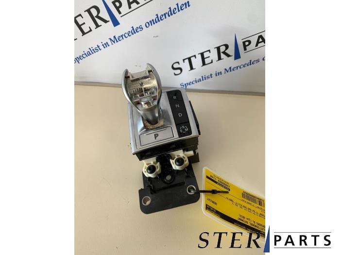 Levier de sélection automatique d'un Mercedes SL, 3 mois de garantie, Utilisé, -, -