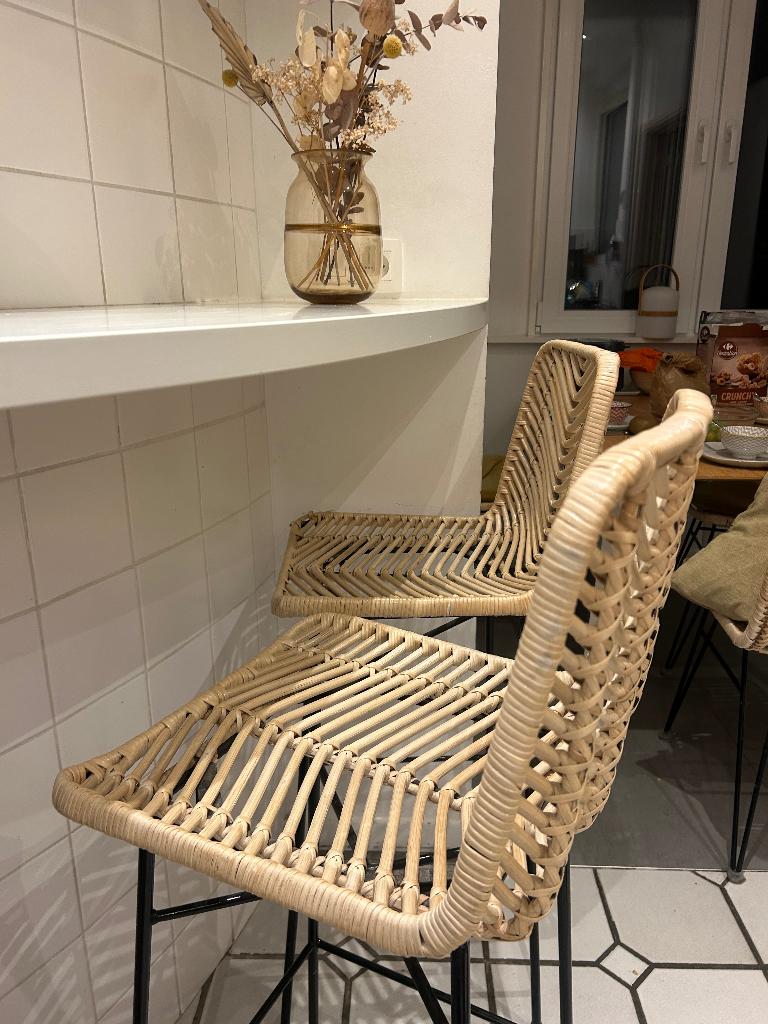 2 chaises de bar BOHEMA, Ophalen, Twee, Wit, Zo goed als nieuw