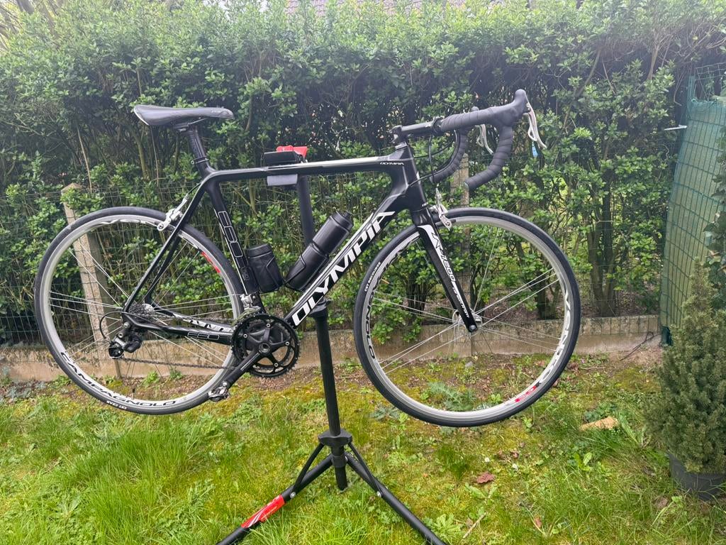 Vélo de course olympia en cabone, Vélos & Vélomoteurs, Vélos | Vélos de course, Enlèvement, Comme neuf, Carbone